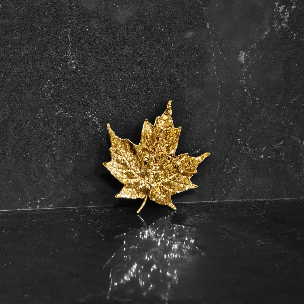 Vintage Golden Maple Leaf Brooch